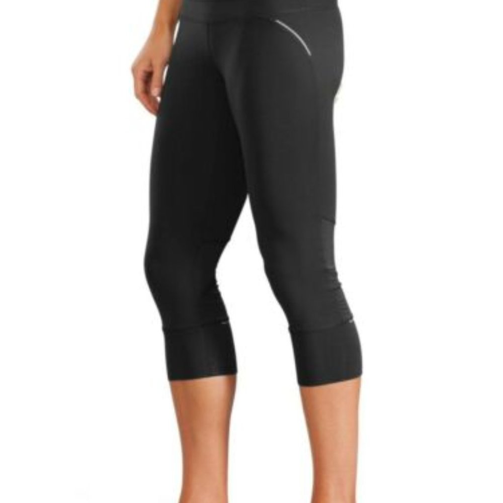 Athleta Relay Capri Pants